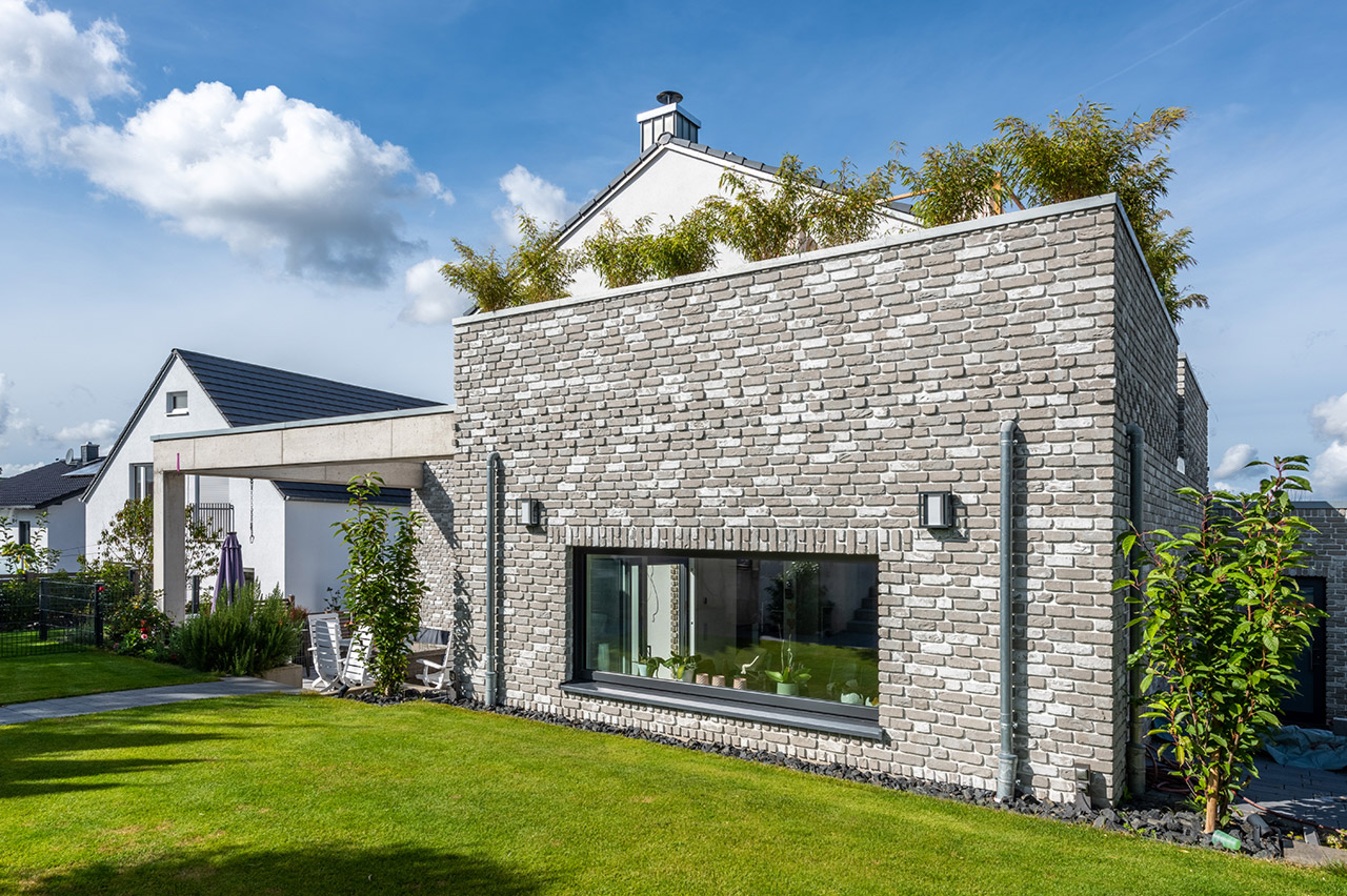 Riemchenfassade Antik vintage