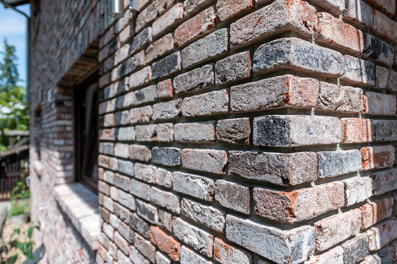 Fassade Schattenfuge Antik schwarz